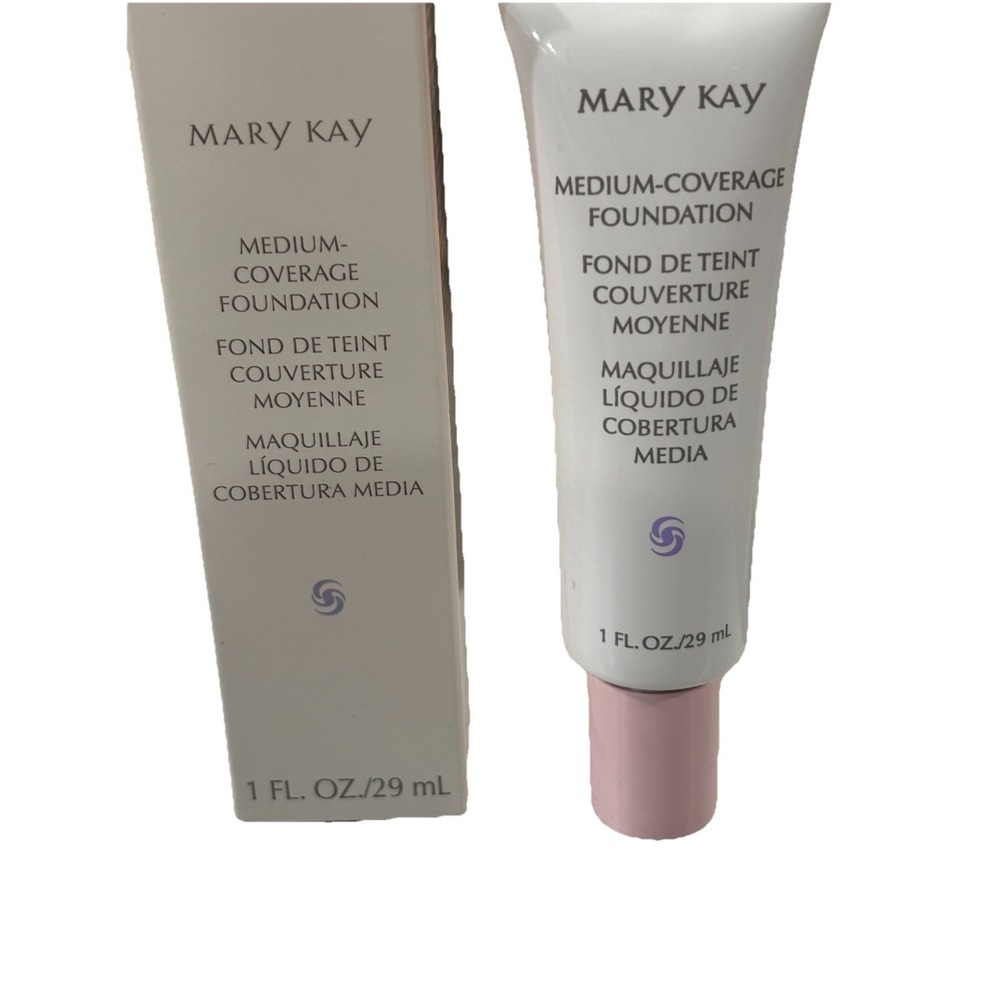 NIB Mary Kay Beige 305 Medium Coverage Foundation Normal To Oily Skin 355000